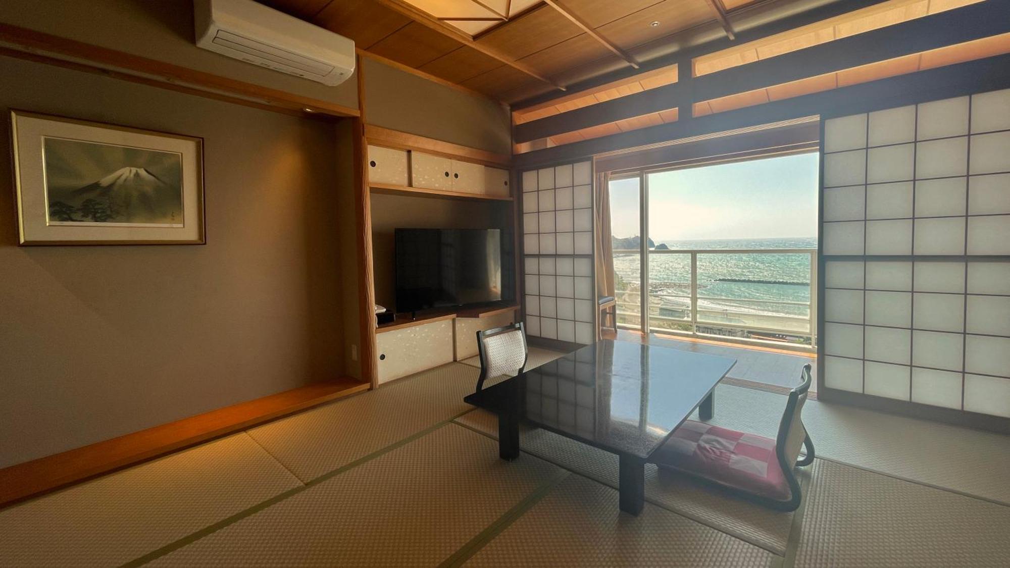 Nishiizu Crystal View Hotel Exterior photo
