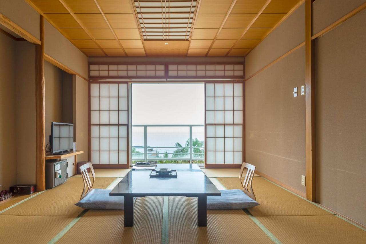 Nishiizu Crystal View Hotel Exterior photo