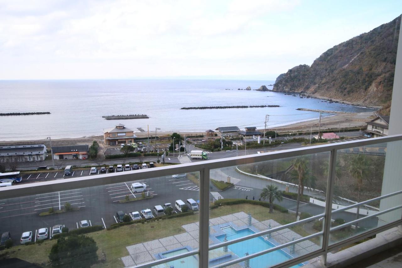 Nishiizu Crystal View Hotel Exterior photo